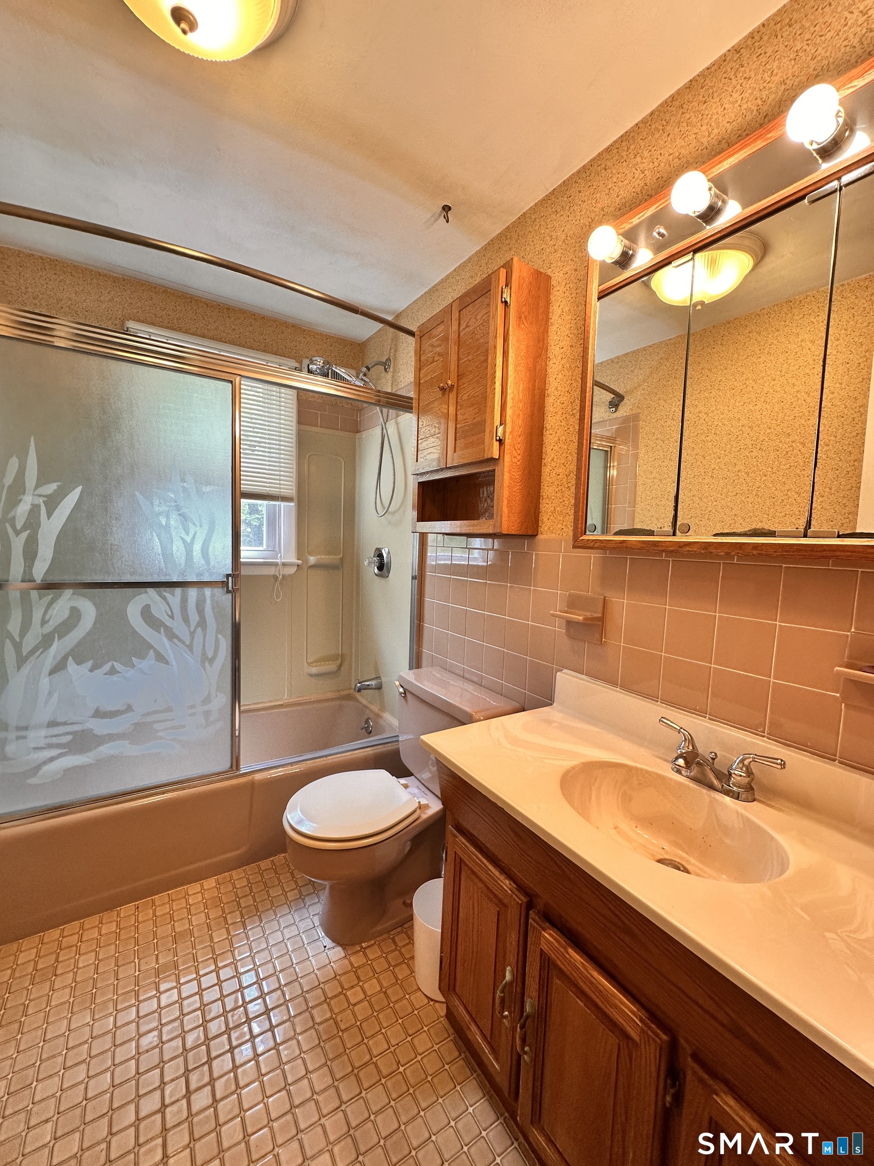 761 Jones Hill Road West Haven, CT 06516 - Photo 20 of 39