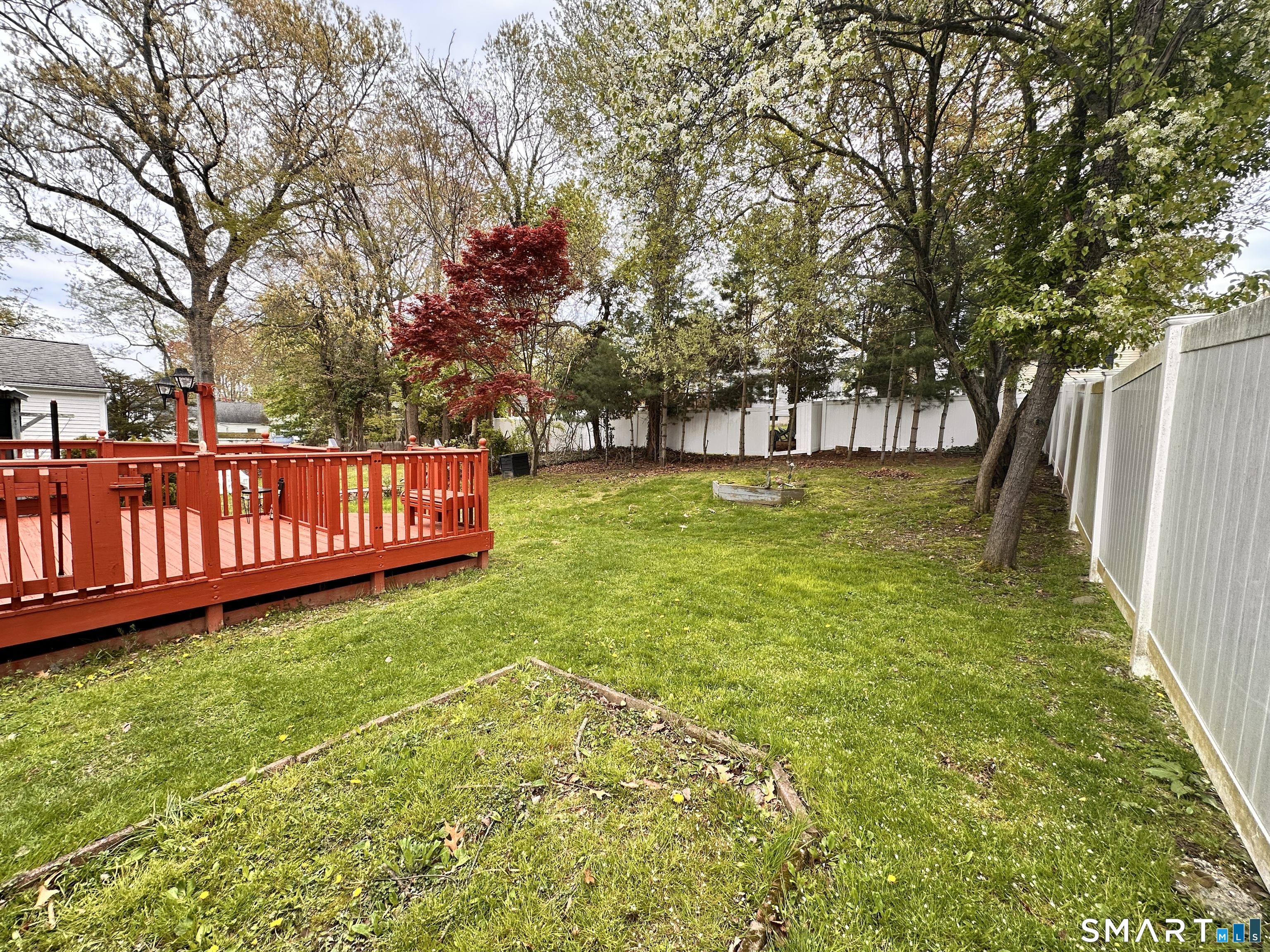 761 Jones Hill Road West Haven, CT 06516 - Photo 5 of 39