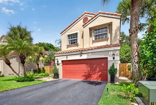 $825,000 | 10531 Northwest 11th Court, Plantation, FL 33322