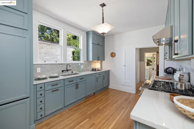 $1,895,000 | 971 Santa Barbara Road, Berkeley, CA 94707