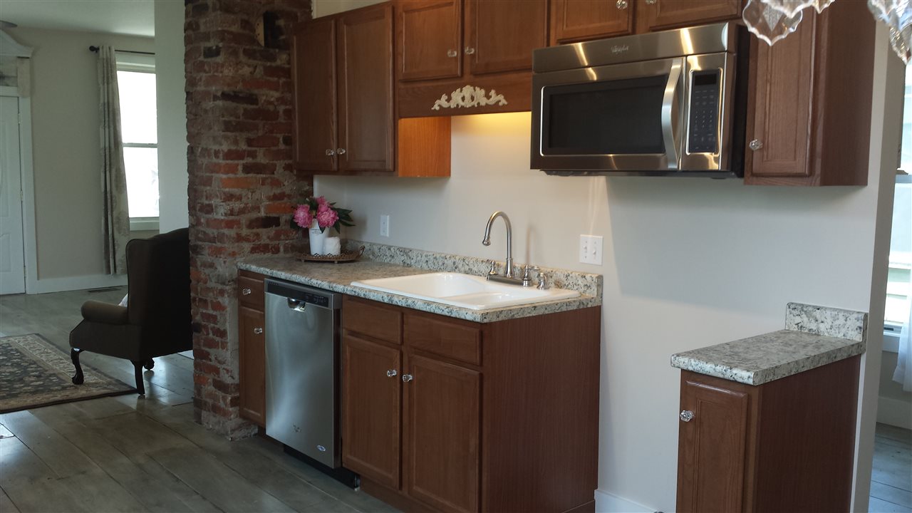 814 North 3rd Street Decatur, IN 46733 - Photo 8 of 25