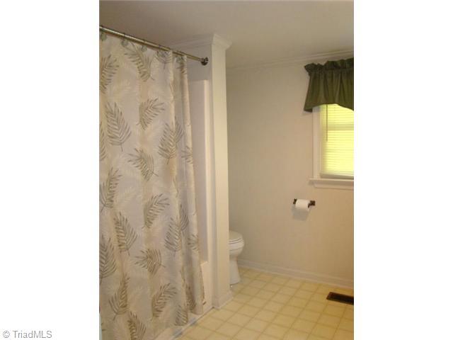 500 Valley Road Asheboro, NC 27203 - Photo 8 of 16 Other. Hall bath