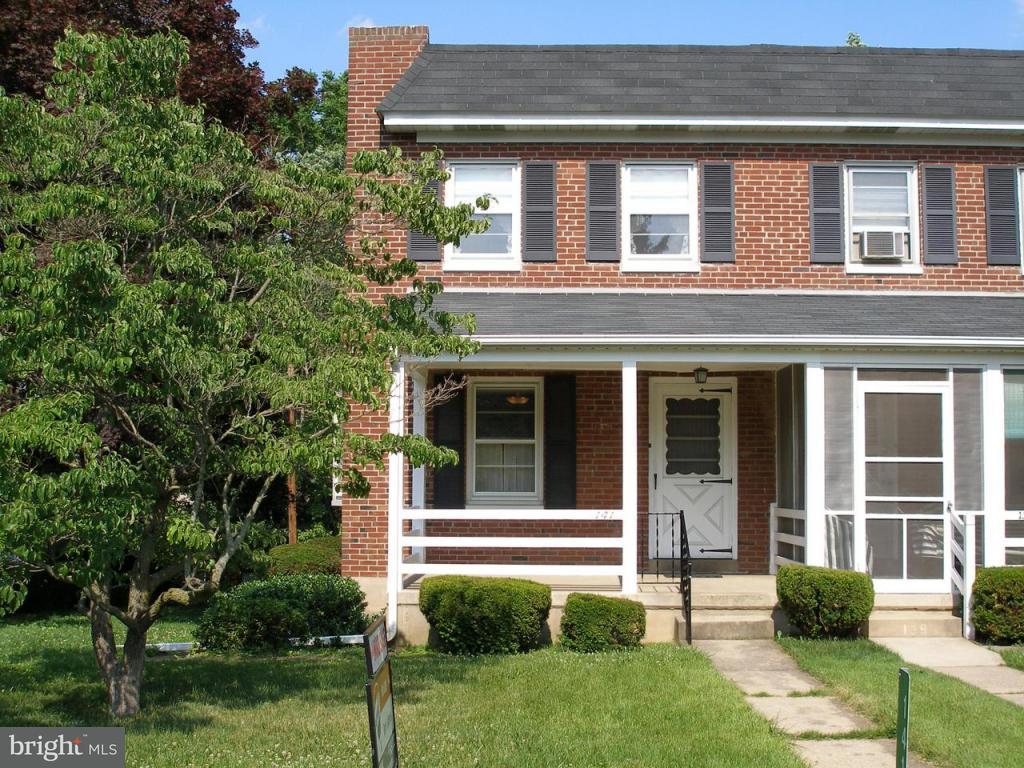 141 Riverside Avenue Lancaster, PA 17602 - Photo 1 of 9 Gallery Image 1