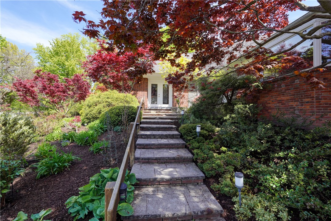 157 West Jefferson Road Pittsford, NY 14534 - Photo 8 of 50