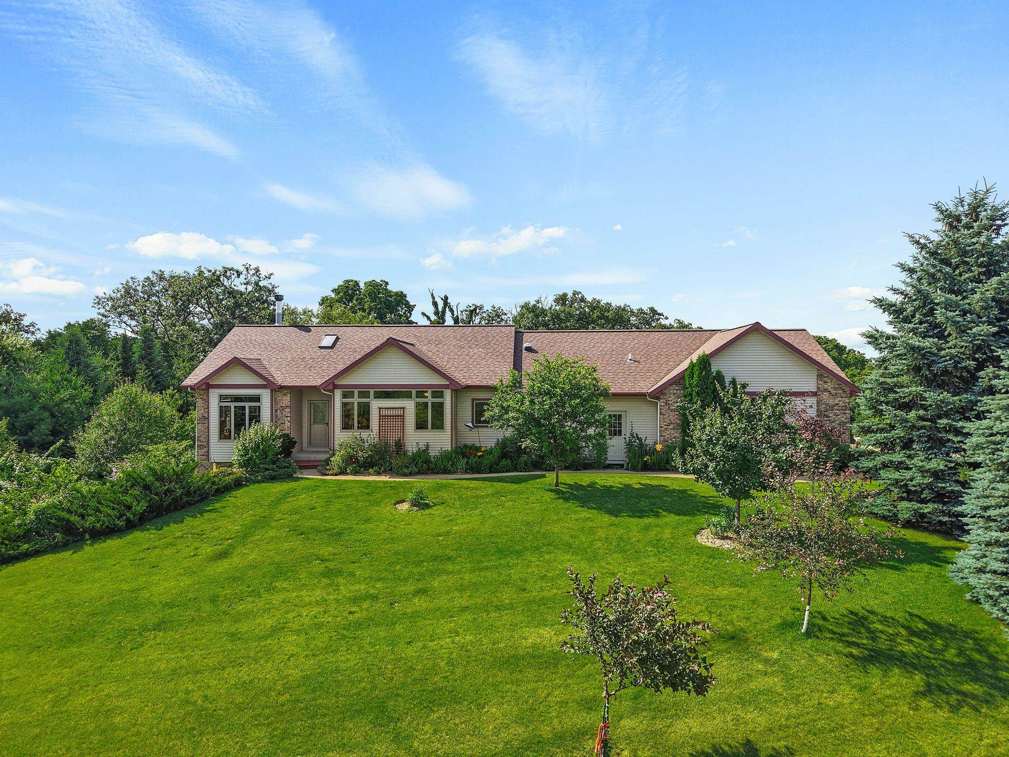 W5430 Windmill Ridge Road New Glarus, WI 53574 - Photo 68 of 80