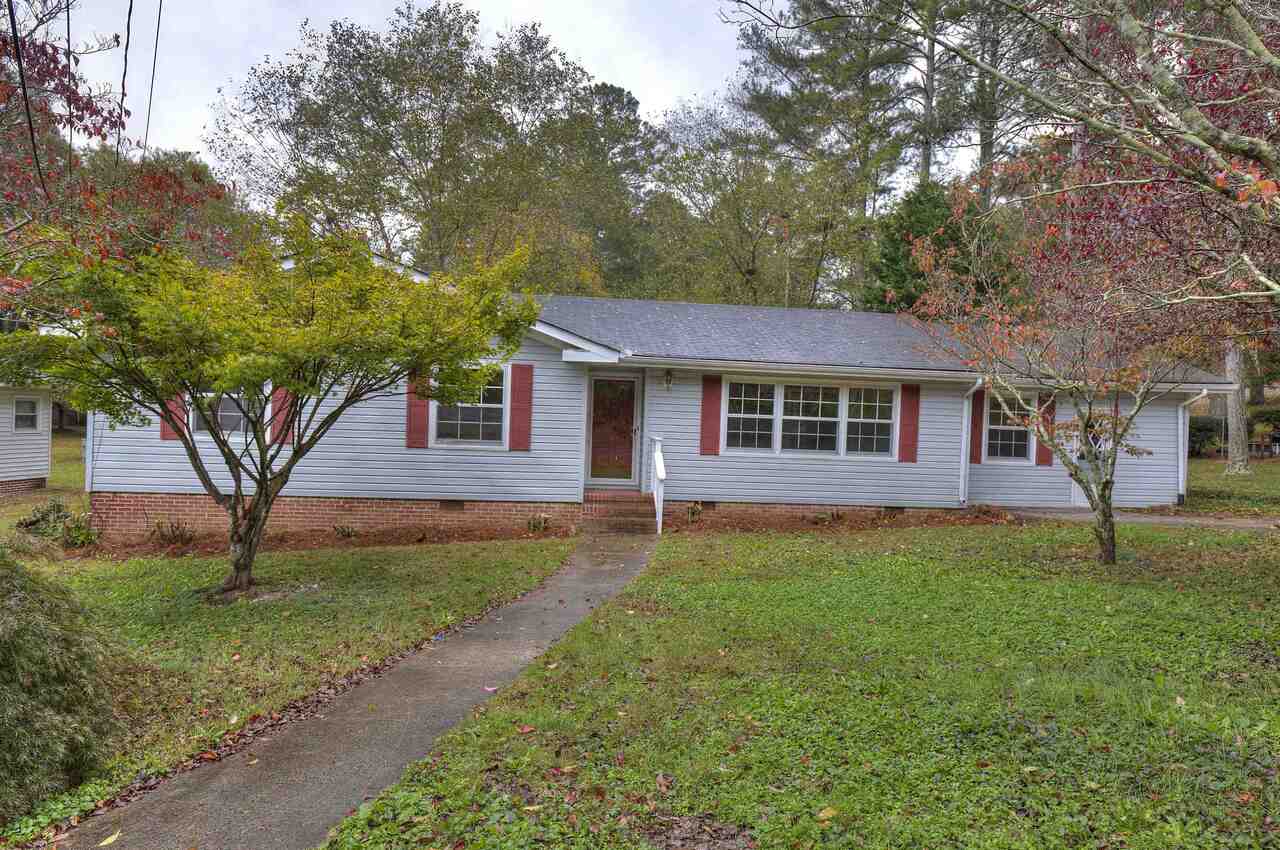 105 Glen Ridge Road Rome, GA 30161 - Photo 1 of 1 a house view with a garden space