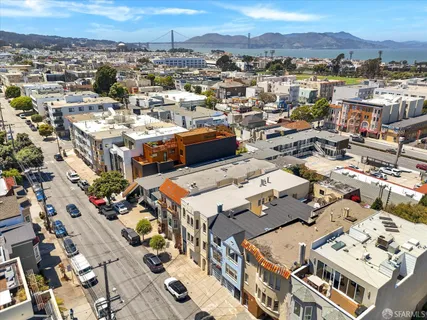 $2,750,000 | 1836-1840 Greenwich Street, San Francisco, CA 94123
