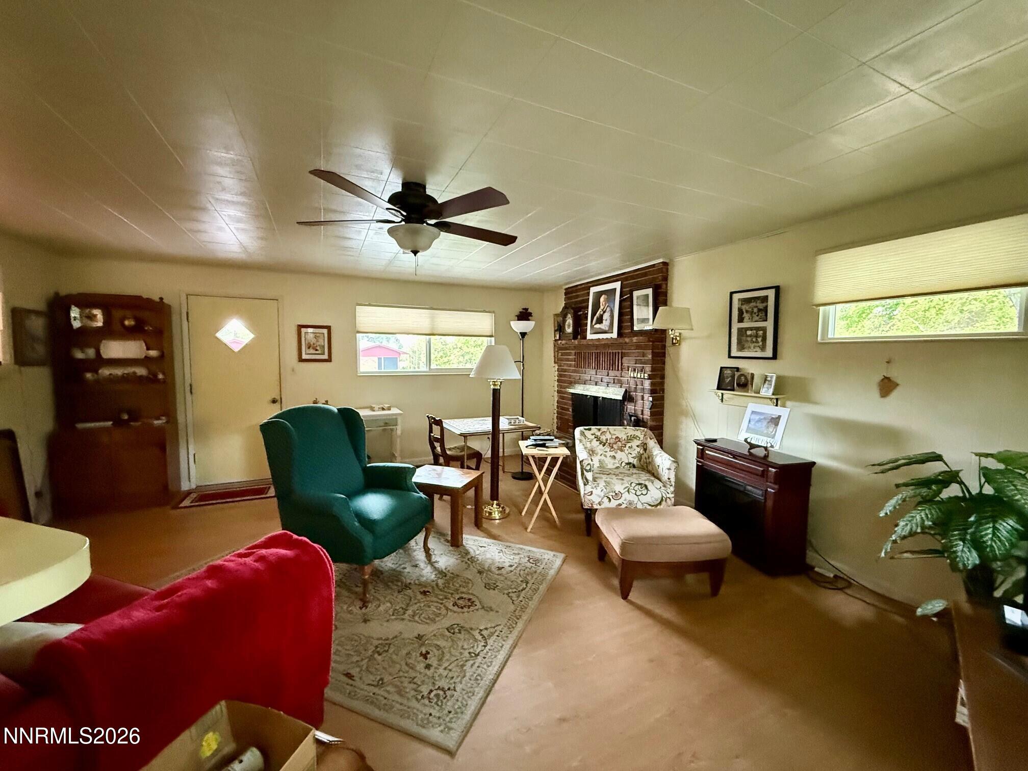 295 Circle Drive Reno, NV 89509 - Photo 12 of 28 25