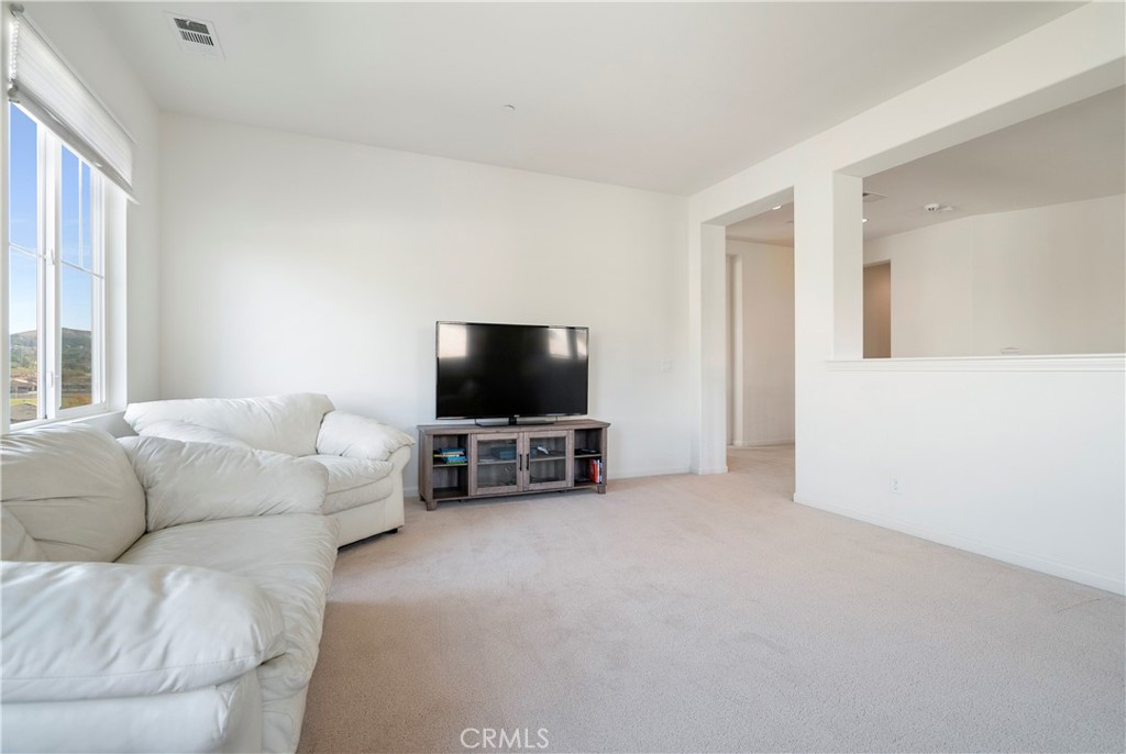 3126 Vista Terrace Riverside, CA 92503 - Photo 22 of 39