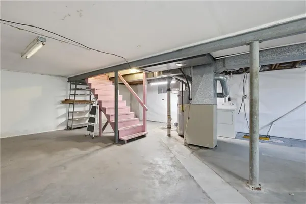 $170,000 | 2305 South Crescent Avenue, Independence, MO 64052