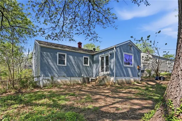 $170,000 | 2305 South Crescent Avenue, Independence, MO 64052