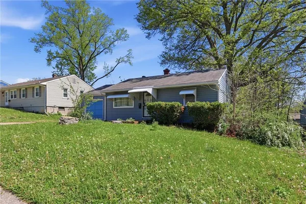 $170,000 | 2305 South Crescent Avenue, Independence, MO 64052