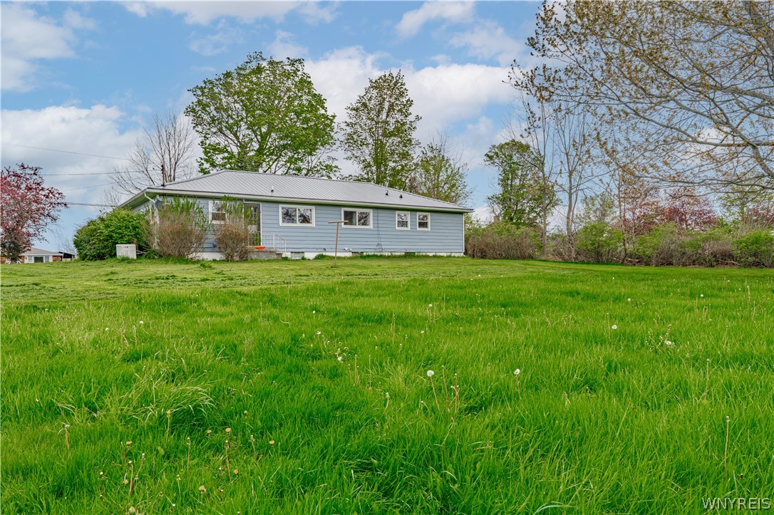 7964 Chestnut Ridge Road Gasport, NY 14067 - Photo 37 of 48
