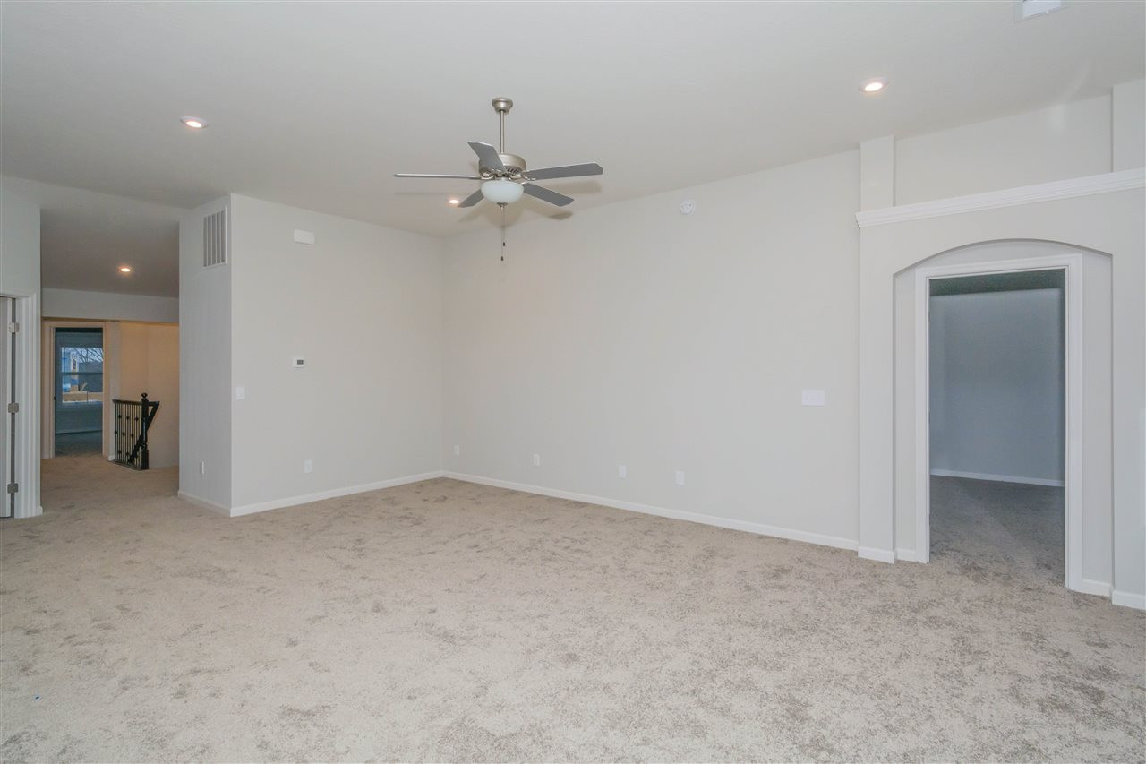 2204 Piazza Ridge, Unit 8302 Covington, KY 41017 - Photo 12 of 39 Gallery Image 12