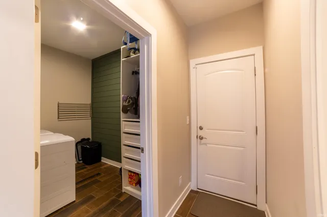 $345,000 | 5735 Brookstone Drive, Newburgh, IN 47630