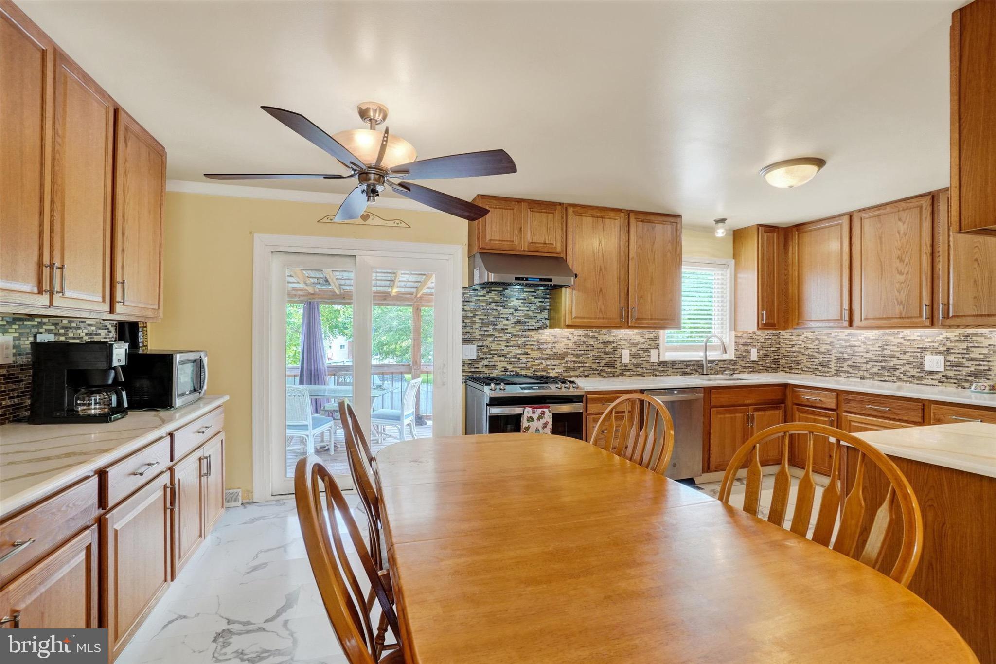 3111 Jessica Road Dover, PA 17315 - Photo 7 of 37 Gallery Image 7