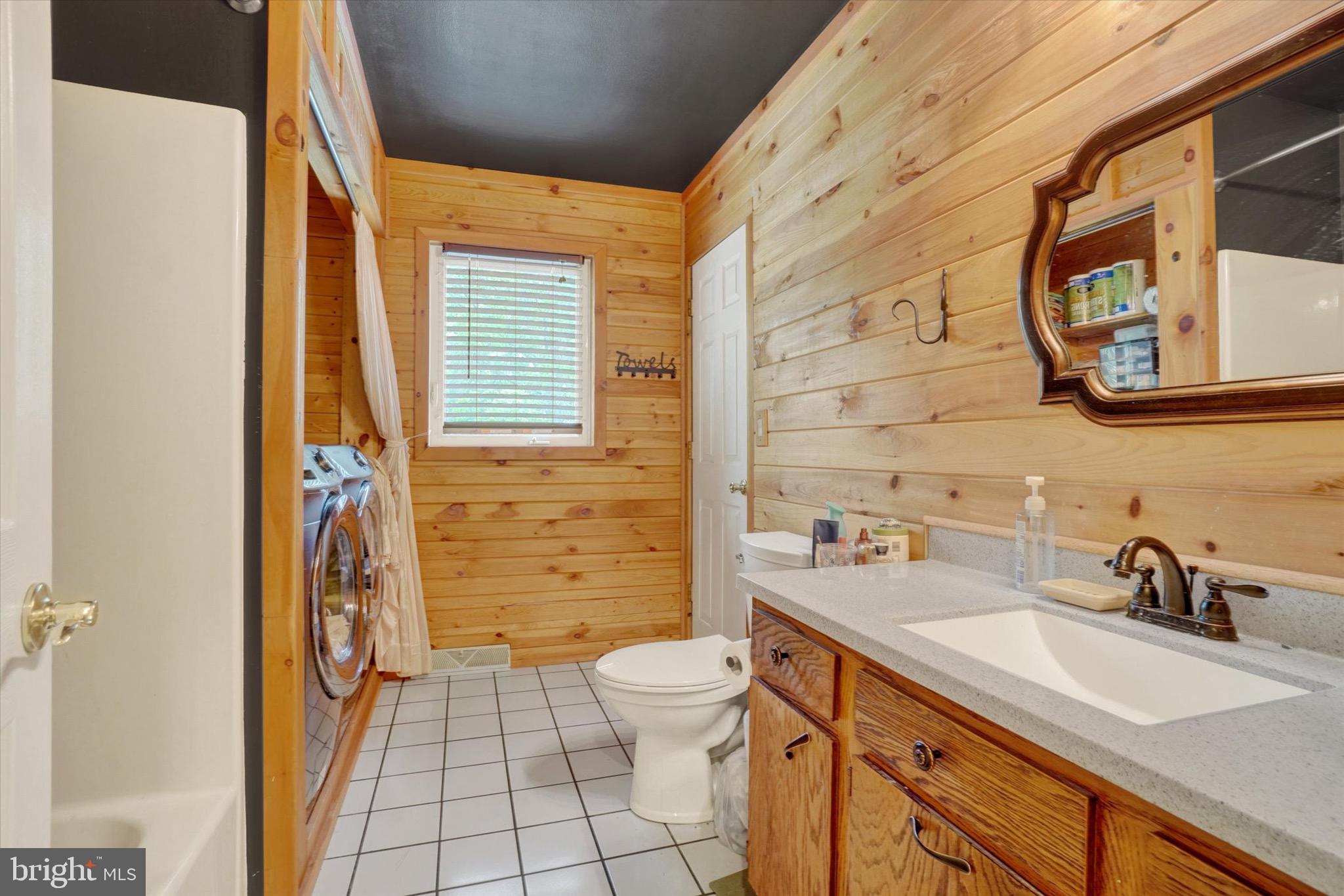 3111 Jessica Road Dover, PA 17315 - Photo 10 of 37 Gallery Image 10
