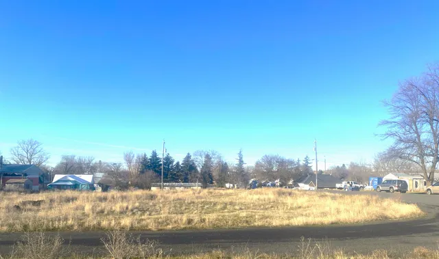 $28,000 | 210 North 1st Street, Harrington, WA 99134