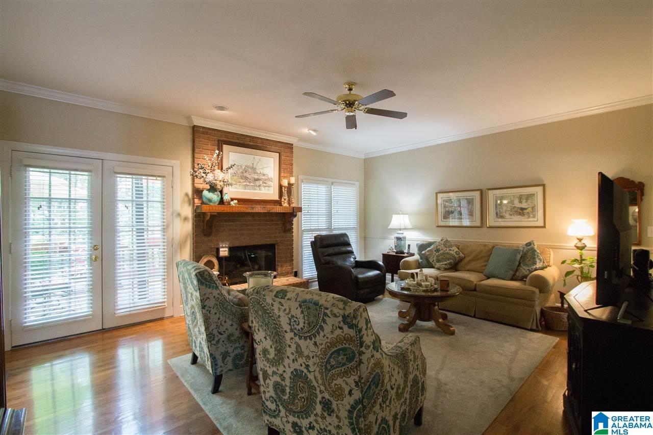 305 Newgate Court Alabaster, AL 35007 - Photo 16 of 50