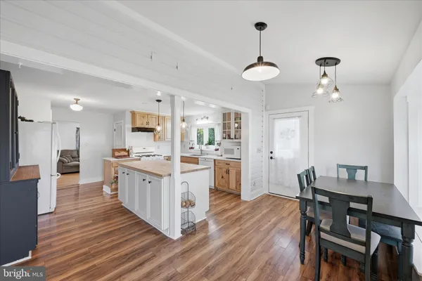 $575,000 | 1239 Cedar Grove Road, Winchester, VA 22603