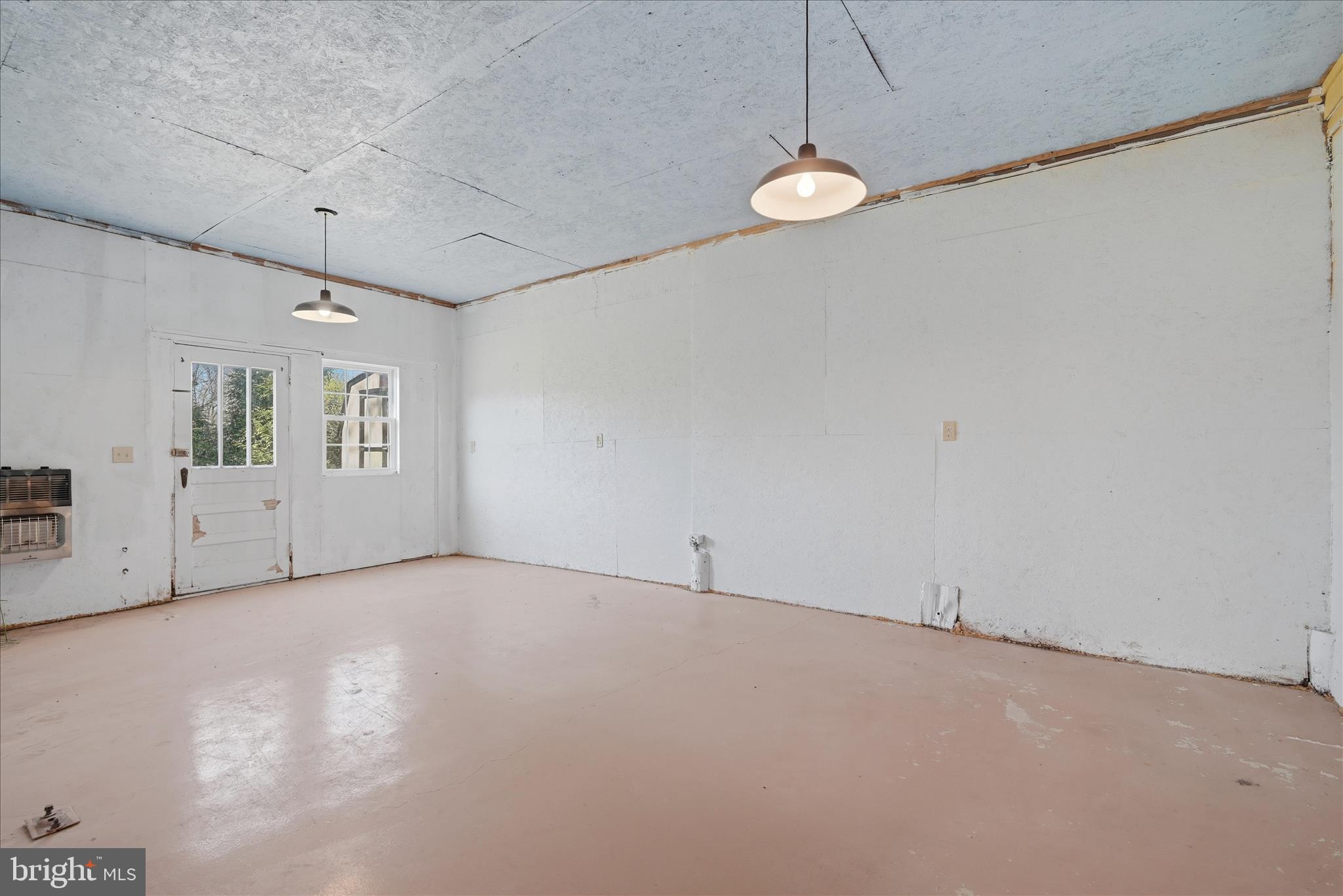 1239 Cedar Grove Road Winchester, VA 22603 - Photo 59 of 67 Garage bay 2 also has a propane heater!