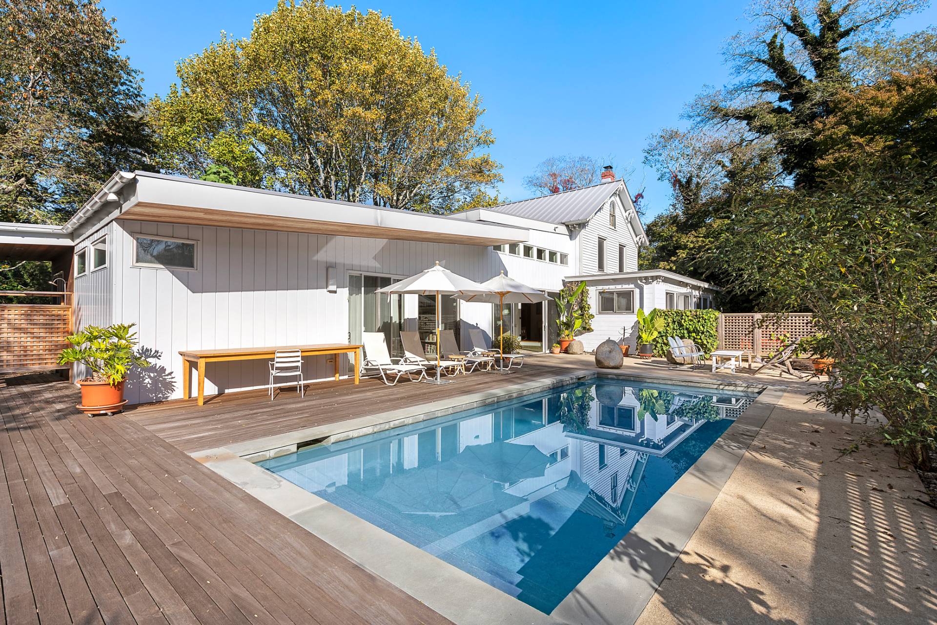 350 Highland Terrace Bridgehampton, NY 11932 - Photo 1 of 26