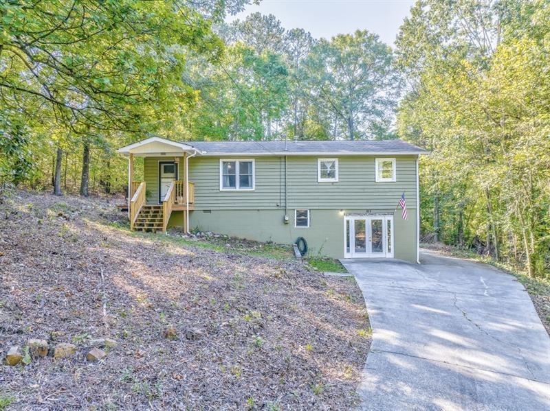 111 Sylvan Drive Calhoun, GA 30701 - Photo 2 of 34