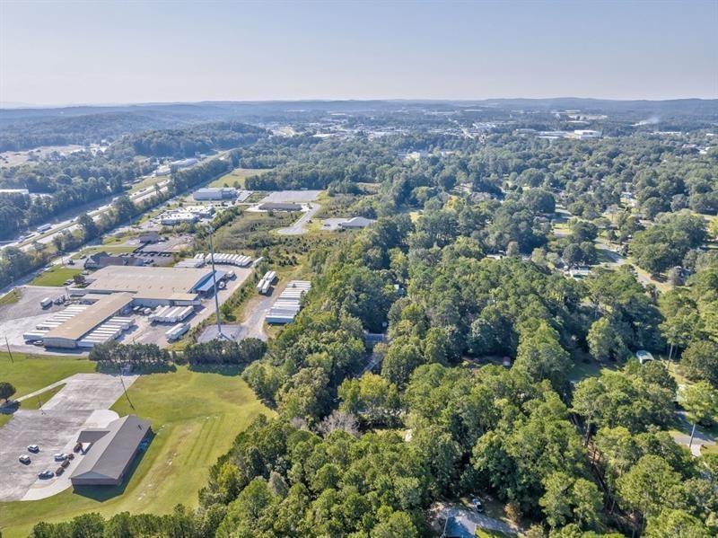 111 Sylvan Drive Calhoun, GA 30701 - Photo 33 of 34