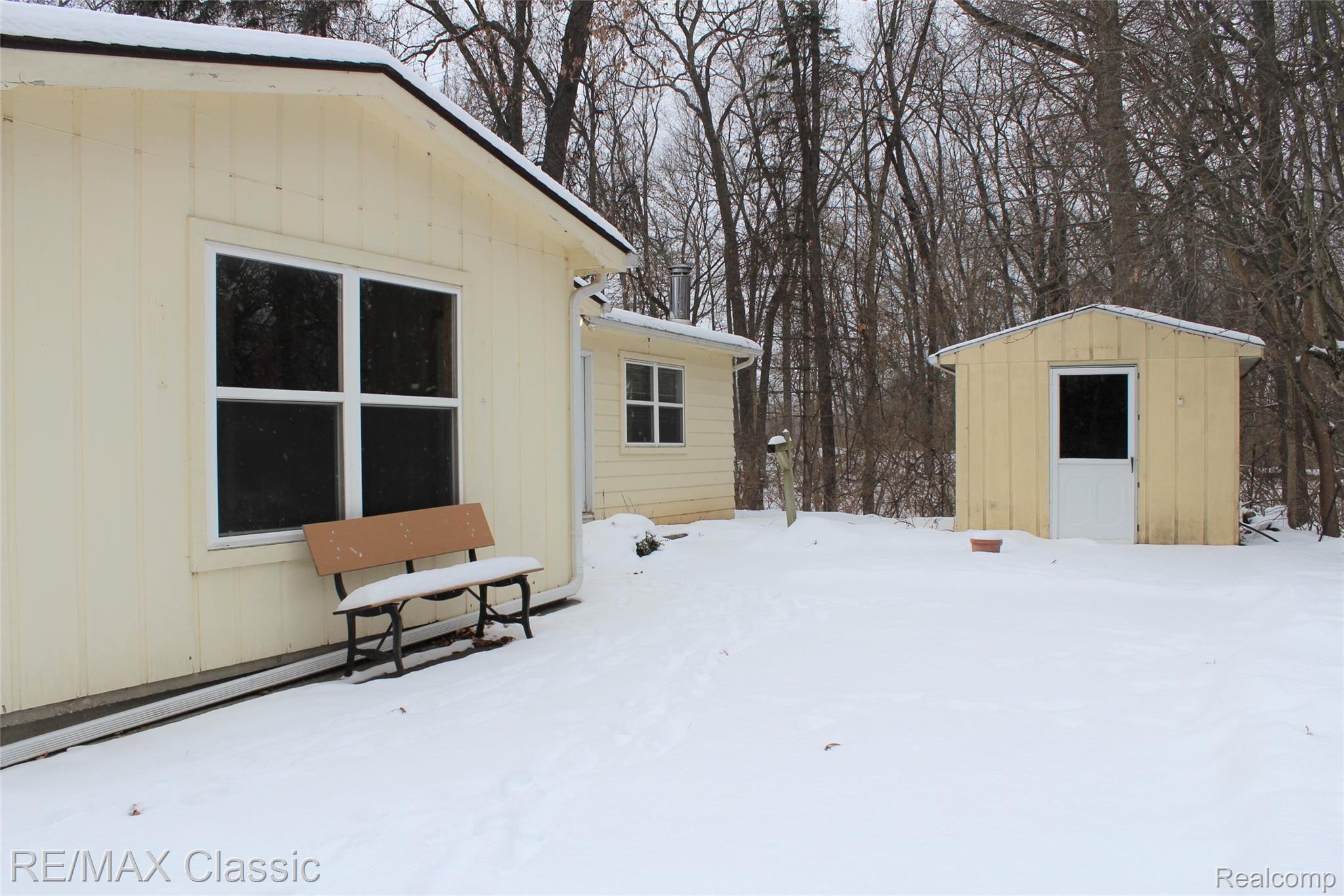 1164 Mower Road Pinckney, MI 48169 - Photo 19 of 25 IMG_9670.JPG