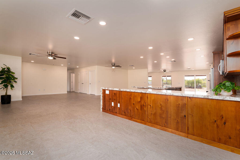 11000 East Roger Road Tucson, AZ 85749 - Photo 25 of 51 Gallery Image 25