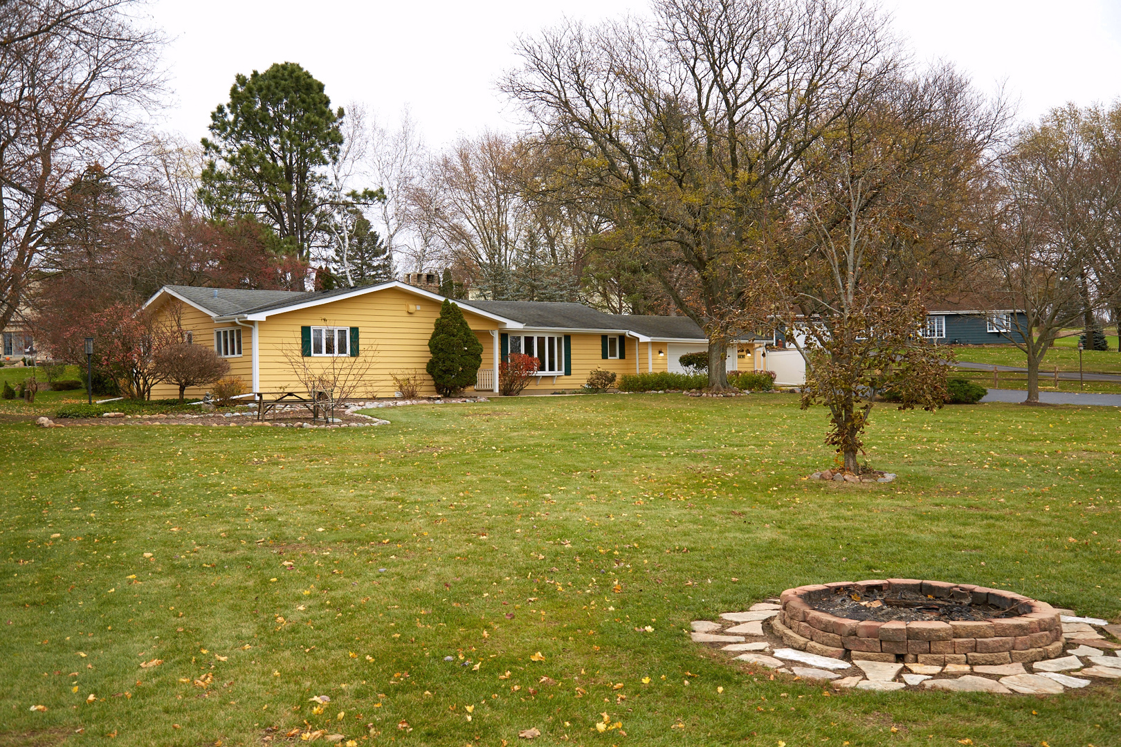 6N397 Corron Road St. Charles, IL 60175 - Photo 29 of 29 a house with swimming pool in front of it