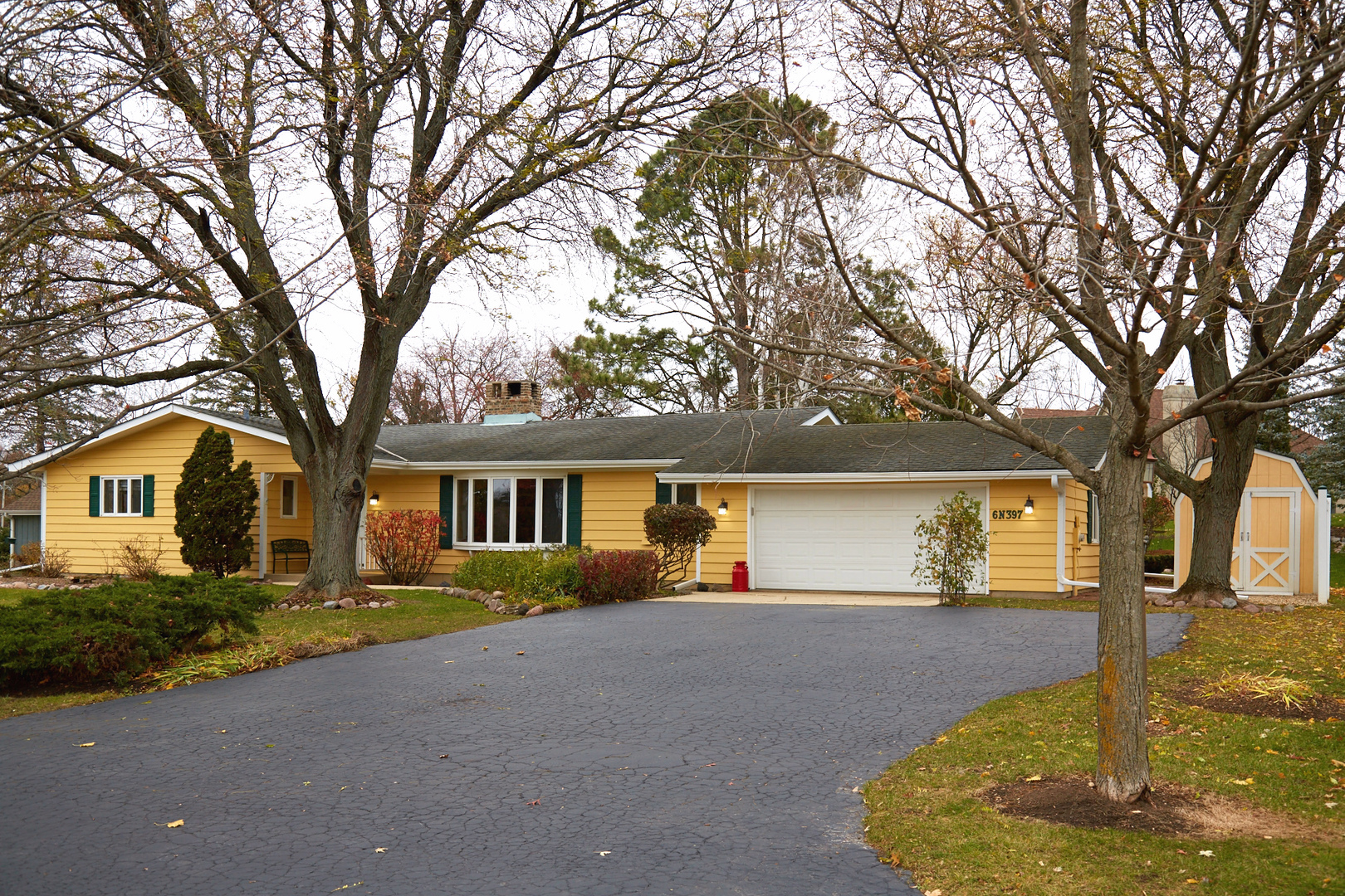 6N397 Corron Road St. Charles, IL 60175 - Photo 7 of 29 front view of house with a yard