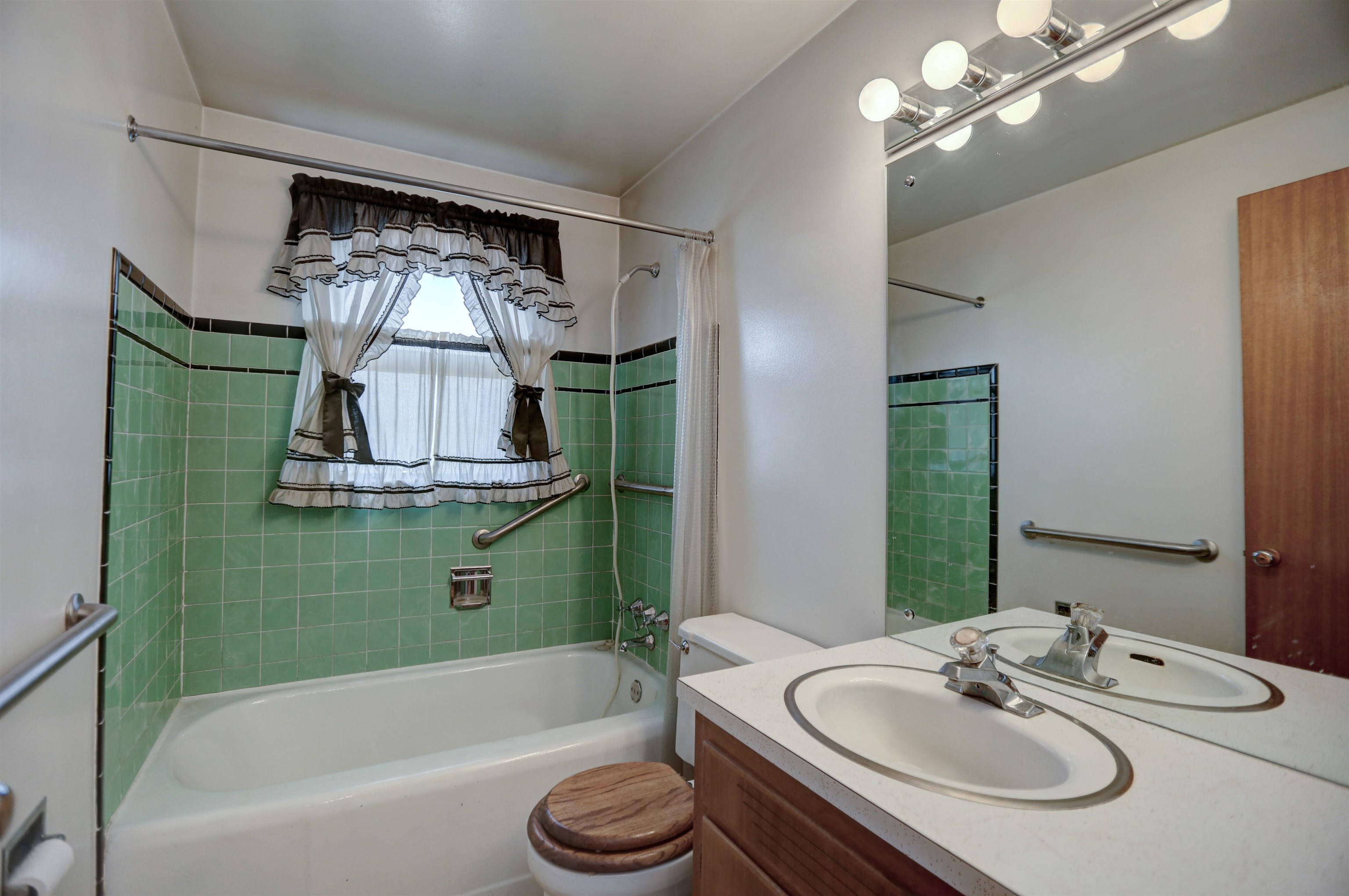 1902 North Ely Road Spokane Valley, WA 99212 - Photo 14 of 35