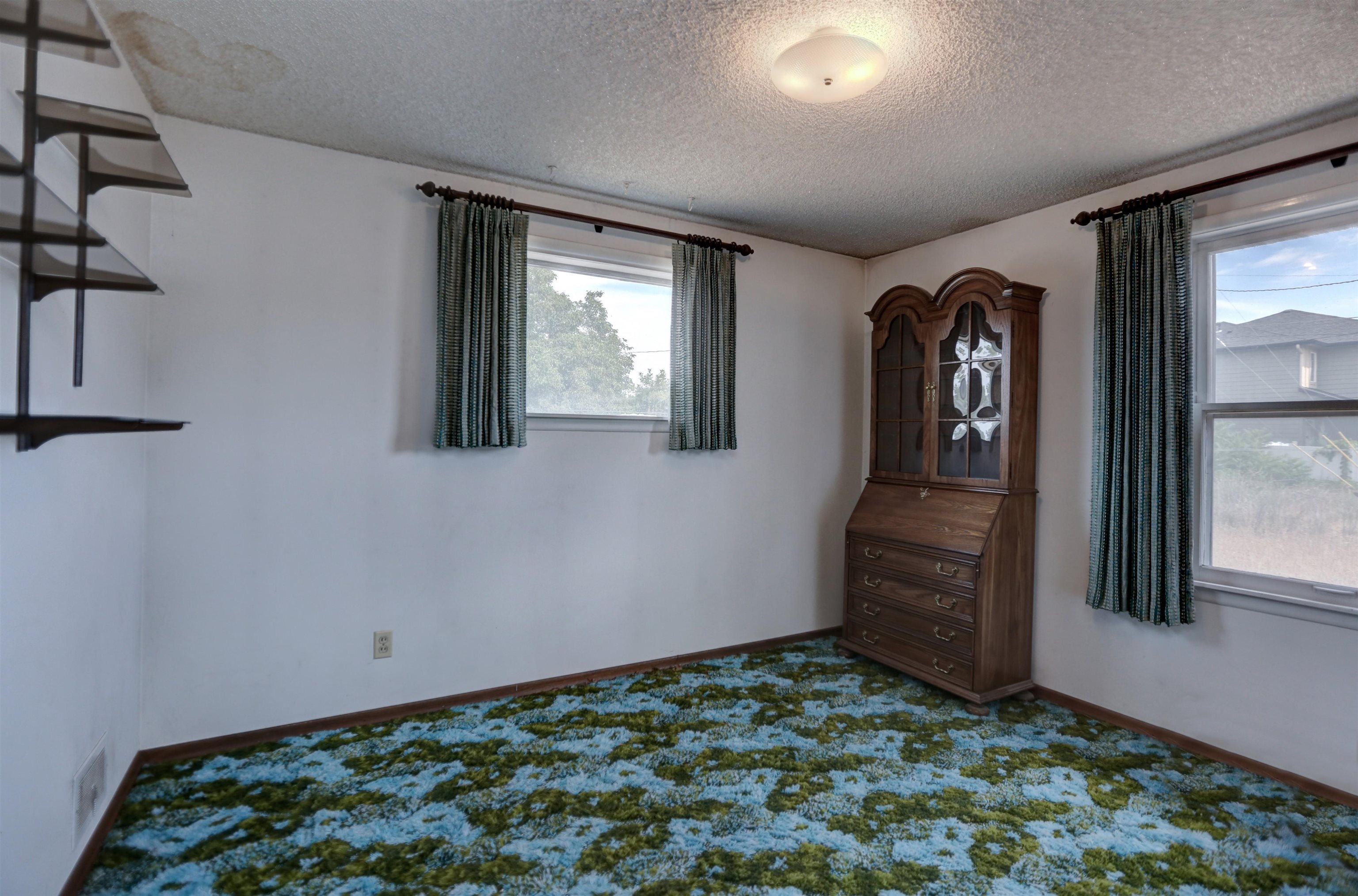 1902 North Ely Road Spokane Valley, WA 99212 - Photo 17 of 35