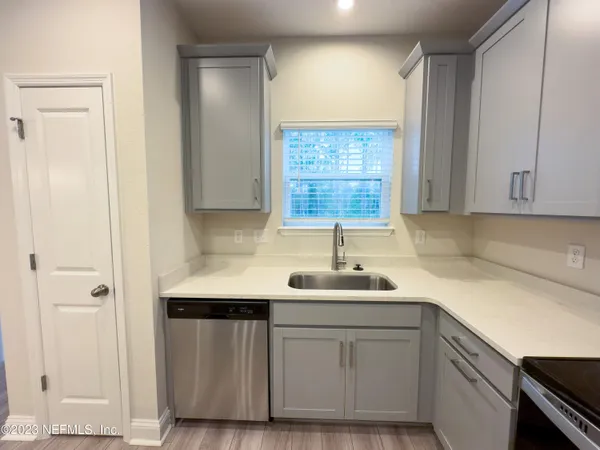 $2,500 | 12017 Calvesta Street, Jacksonville, FL 32256