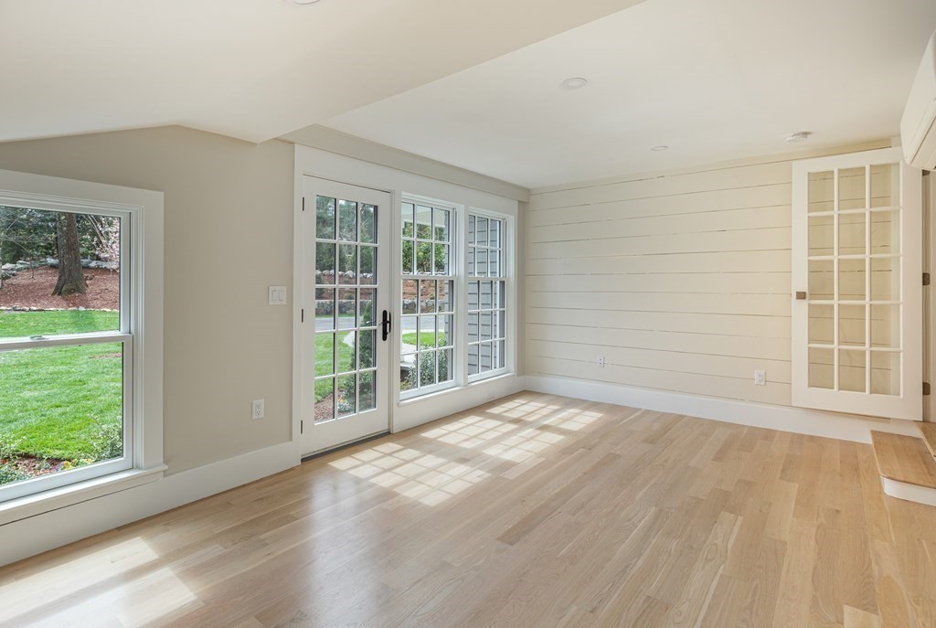 34 Silver Hill Road Weston, MA 02493 - Photo 15 of 32 Gallery Image 15