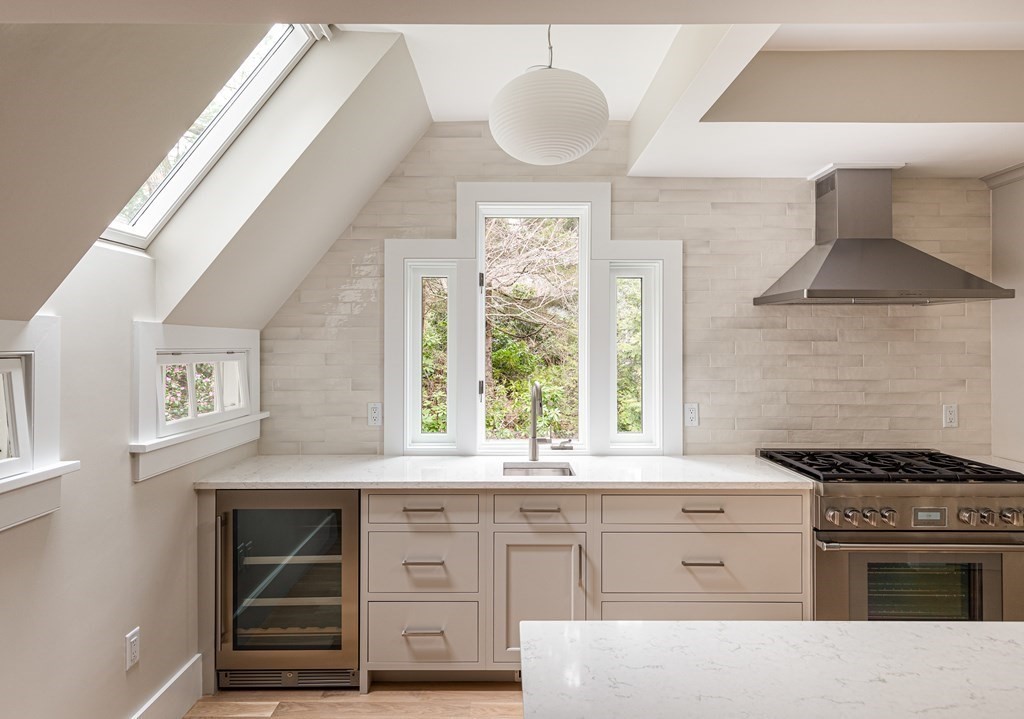 34 Silver Hill Road Weston, MA 02493 - Photo 9 of 32 Gallery Image 9