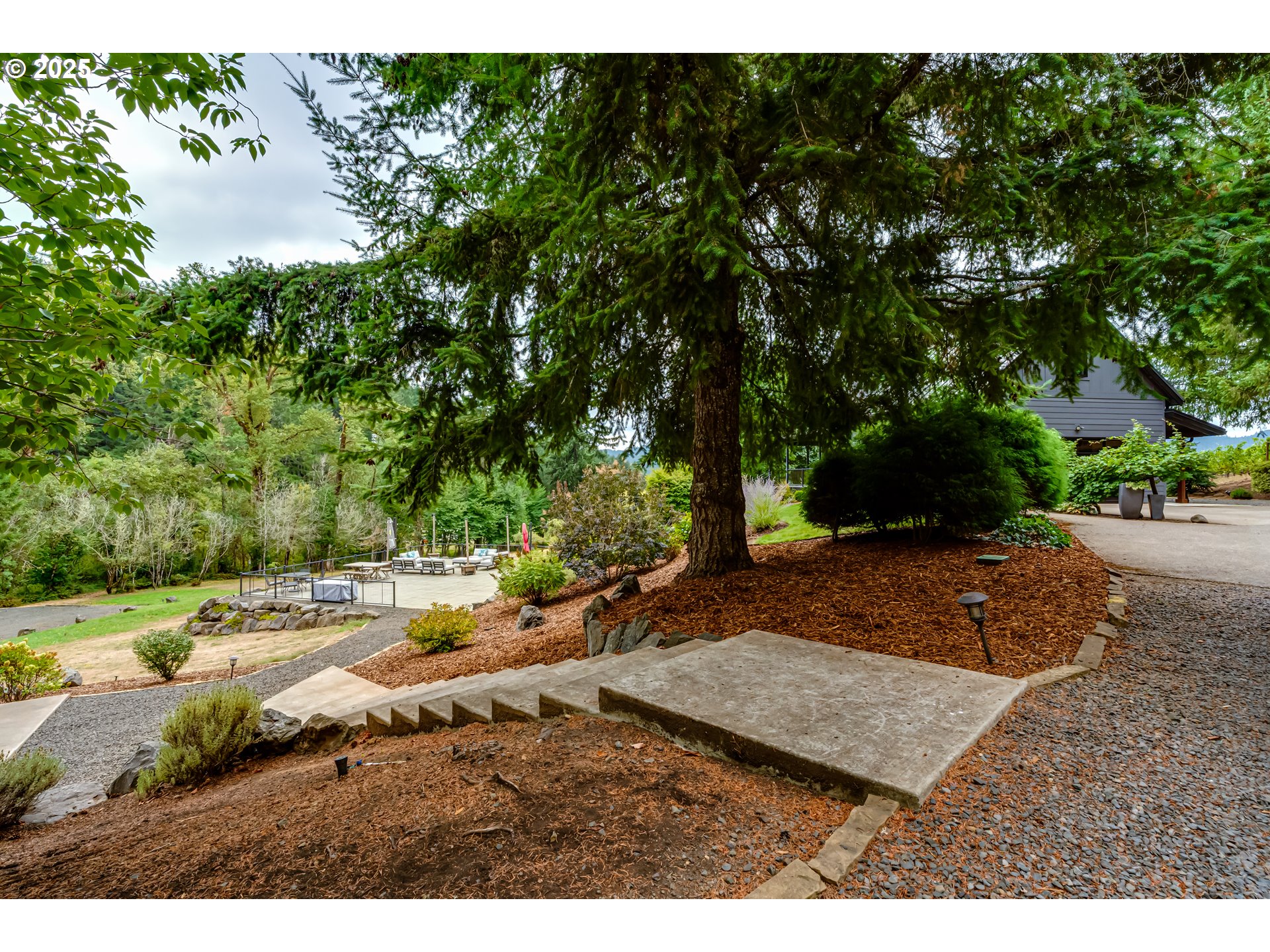 24247 Vaughn Road Veneta, OR 97487 - Photo 28 of 48