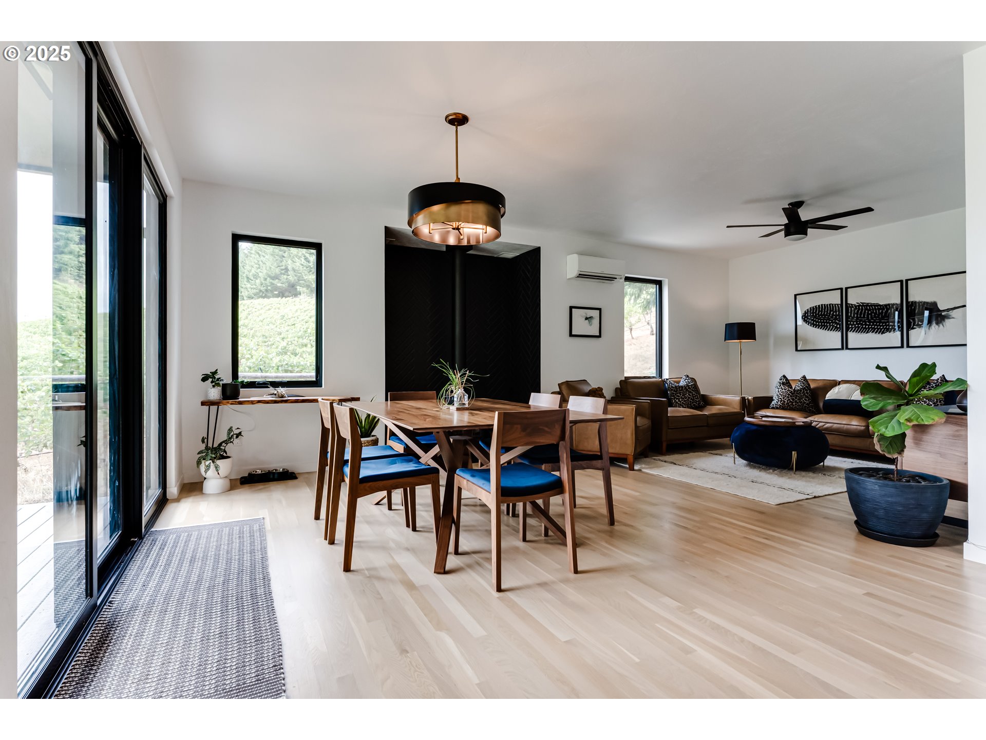 24247 Vaughn Road Veneta, OR 97487 - Photo 7 of 48 Kitchen