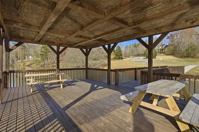 $578,500 | 1 Grey Swan Way, Dawsonville, GA 30534