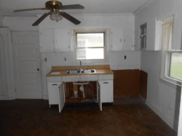 1333 Florida Street Chattanooga, TN 37421 - Photo 3 of 6 4