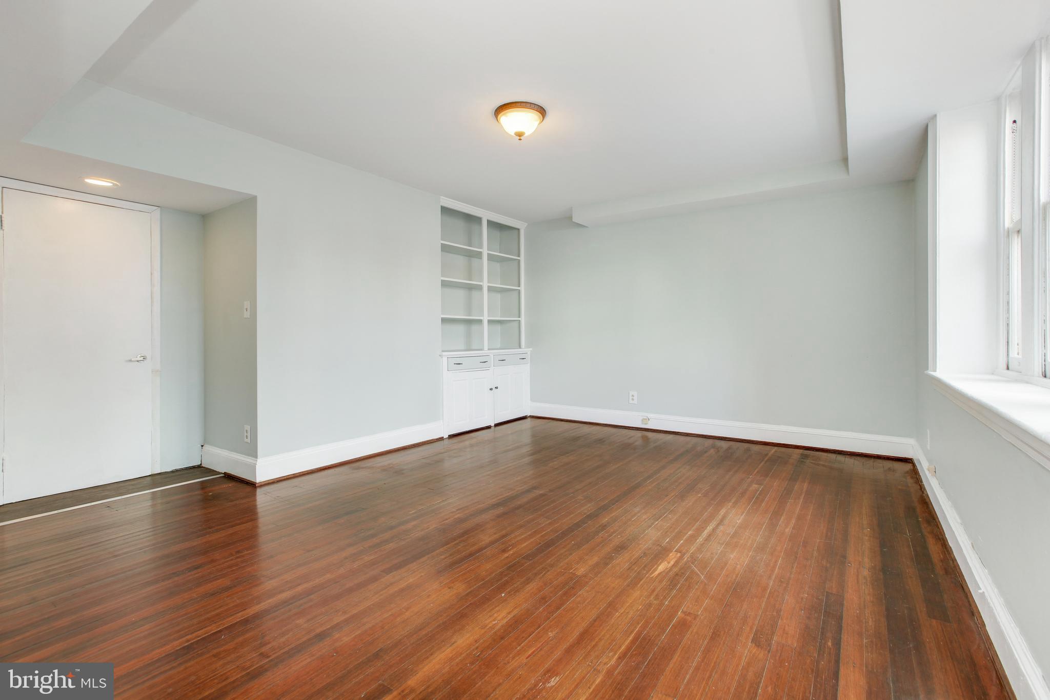 10 West Madison Street, Unit 1 Baltimore, MD 21201 - Photo 12 of 47