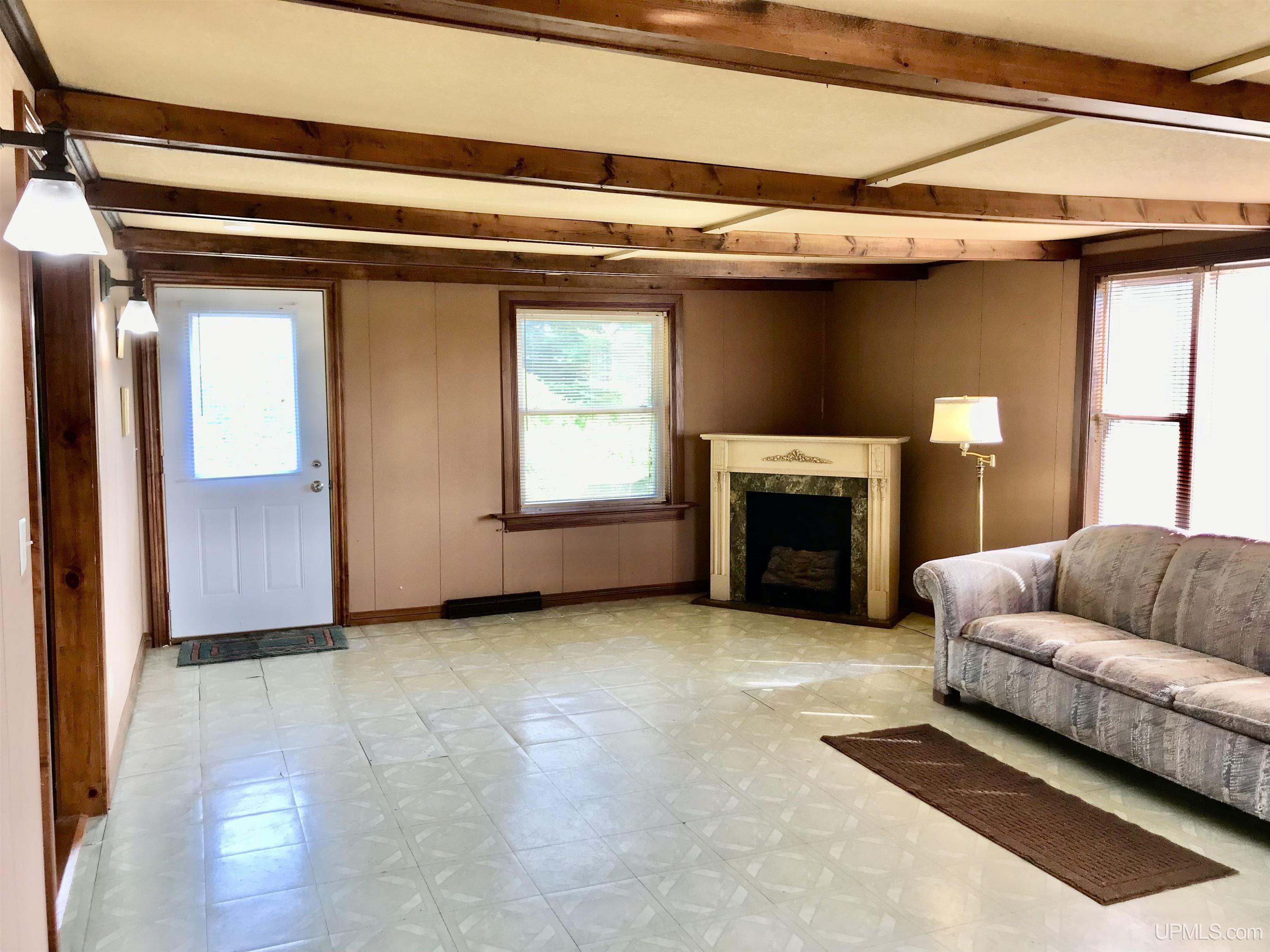 14057 11th Road Garden, MI 49835 - Photo 10 of 32