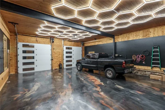 $1,300,000 | 495 A Double Bridges Road, Winterville, GA 30683