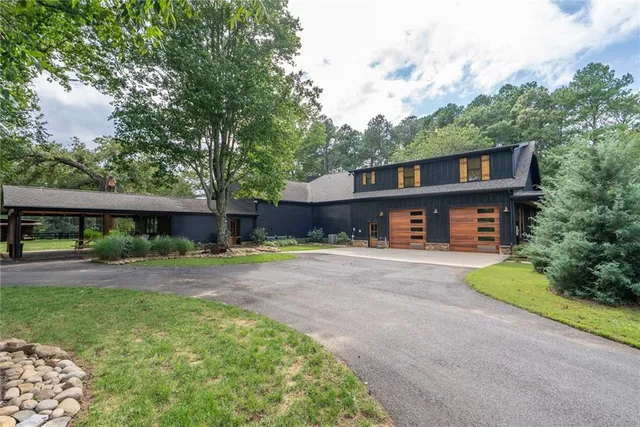 $1,300,000 | 495 A Double Bridges Road, Winterville, GA 30683