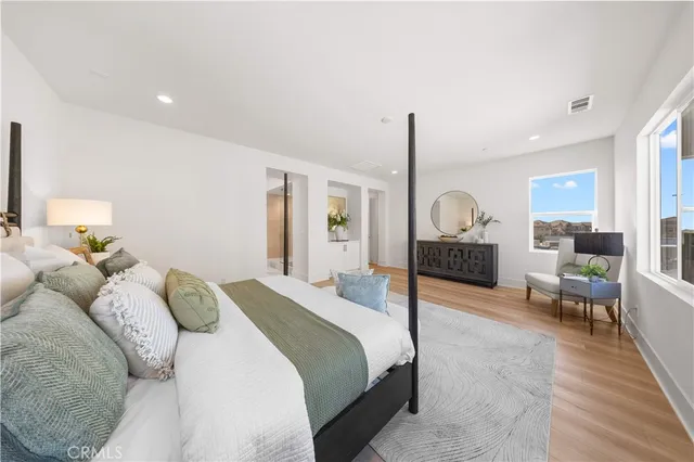 $2,378,000 | 5767 Sunrise Rdg Lane, Lake Forest, CA 92679