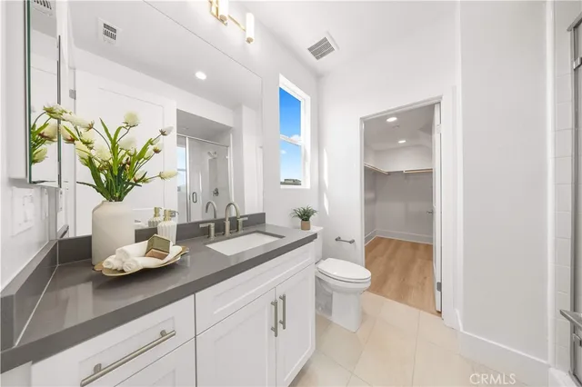 $2,378,000 | 5767 Sunrise Rdg Lane, Lake Forest, CA 92679