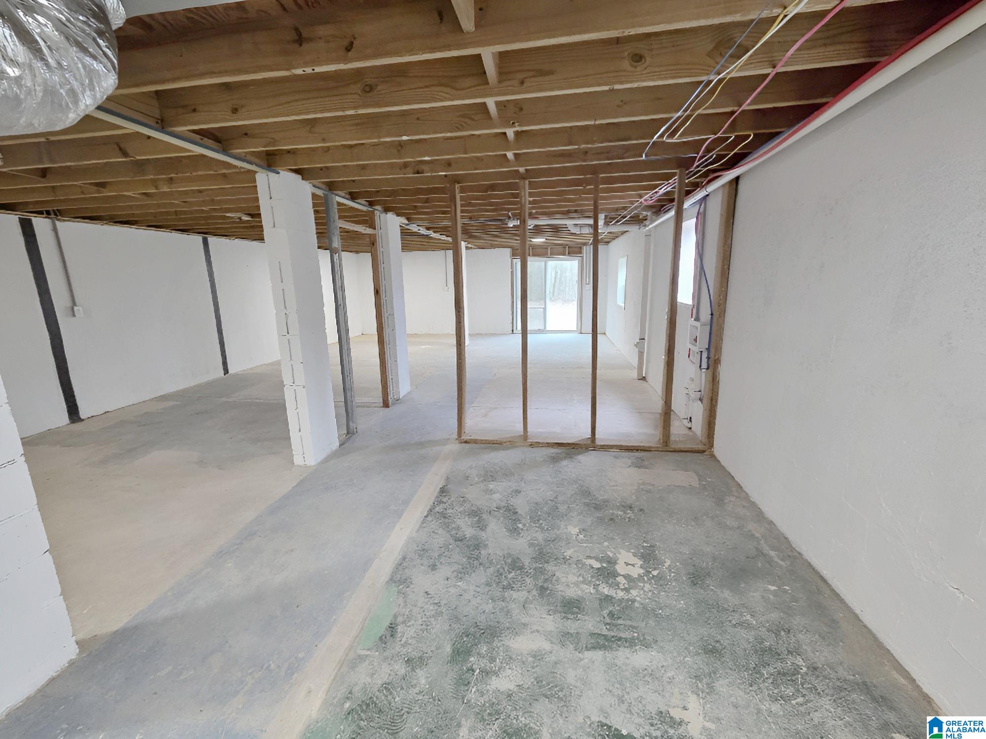 240 Burns Road Warrior, AL 35180 - Photo 11 of 17