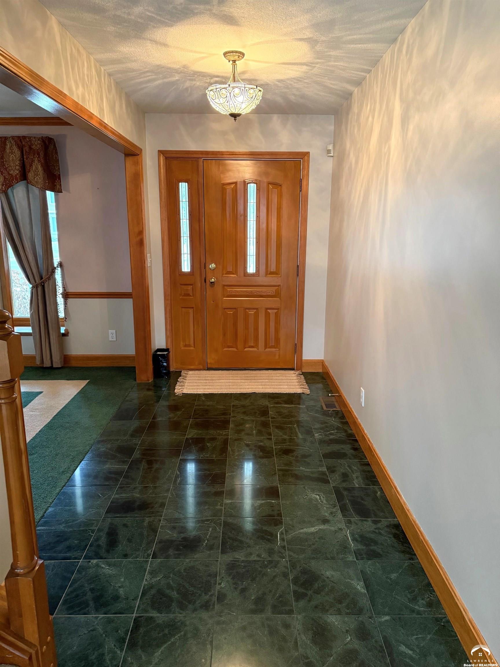 4709 Carmel Place Lawrence, KS 66047 - Photo 14 of 86