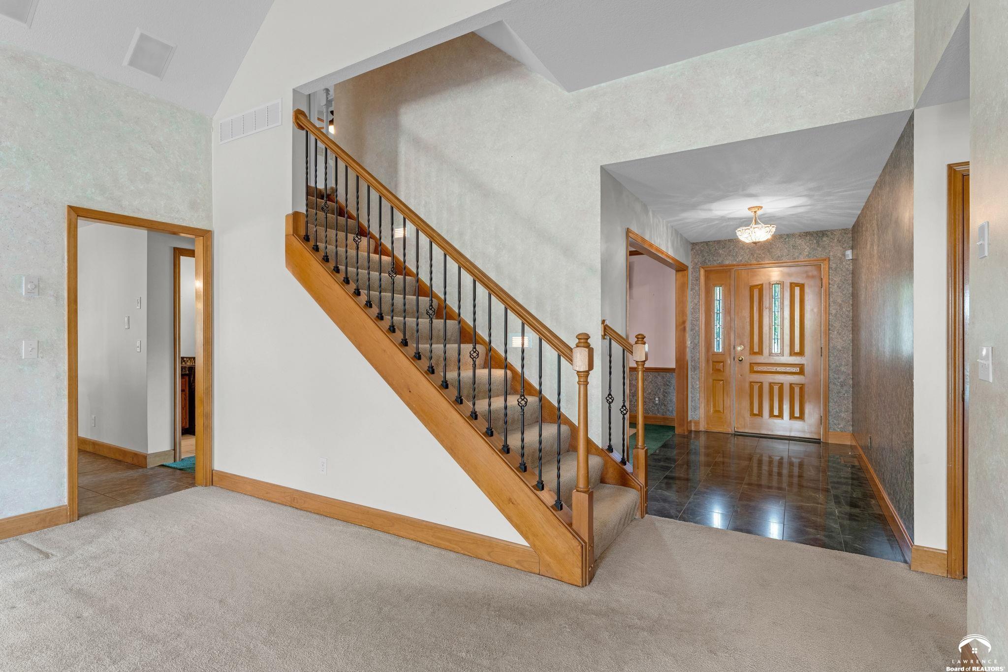 4709 Carmel Place Lawrence, KS 66047 - Photo 16 of 86